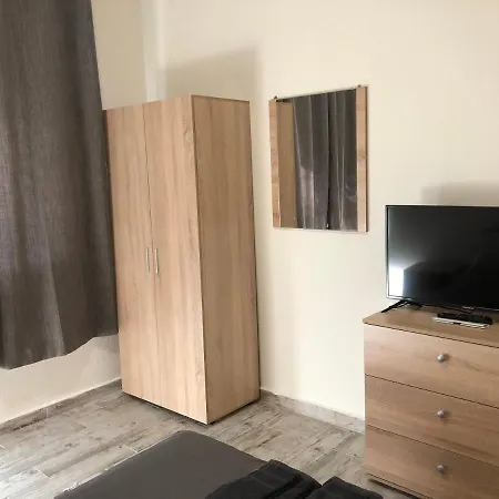 Apartment Artfan Guest *