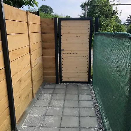 Apartment Artfan Guest *