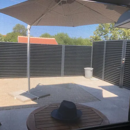 Apartment Artfan Guest *