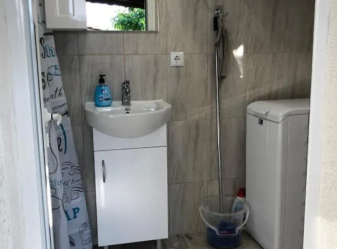 Apartman Artfan Guest Varvara