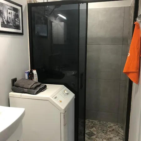 アパート Artfan Guest バルバラ