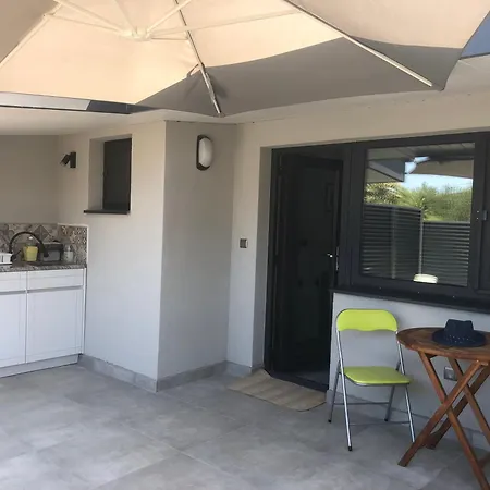 Artfan Guest アパート *