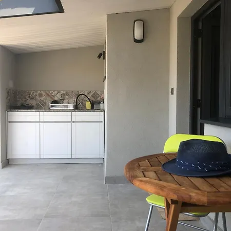 アパート Artfan Guest